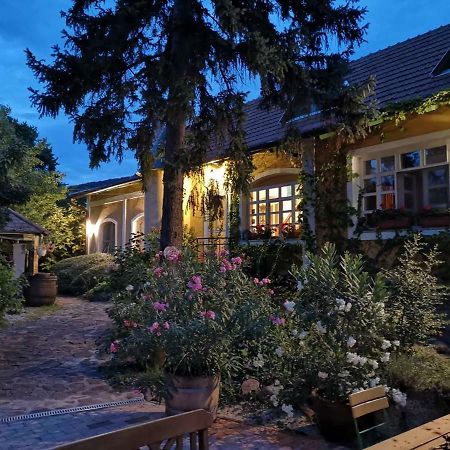Villa-Magdi Vendeghaz Révfülöp Εξωτερικό φωτογραφία