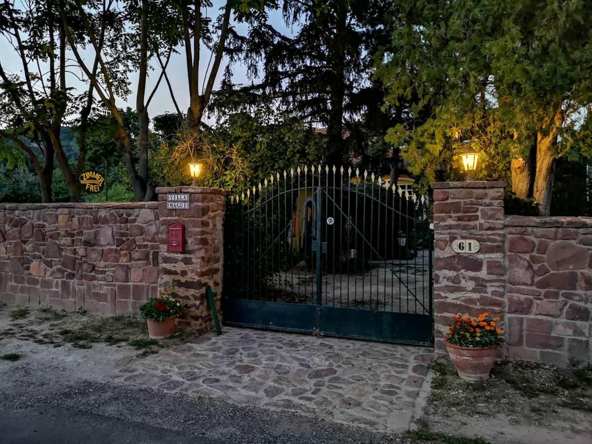 Villa-Magdi Vendeghaz Révfülöp Εξωτερικό φωτογραφία